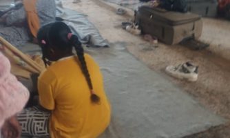 אלפי פליטים סודנים נתונים במעצרים שרירותיים ולא-אנושיים במצרים, ומגורשים בכפייה בחזרה לסודן